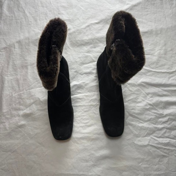 Salvatore Ferragamo Black Suede Boot with Faux Fur Cuff Sz 7.5 (2A — narrow) - Picture 3 of 8